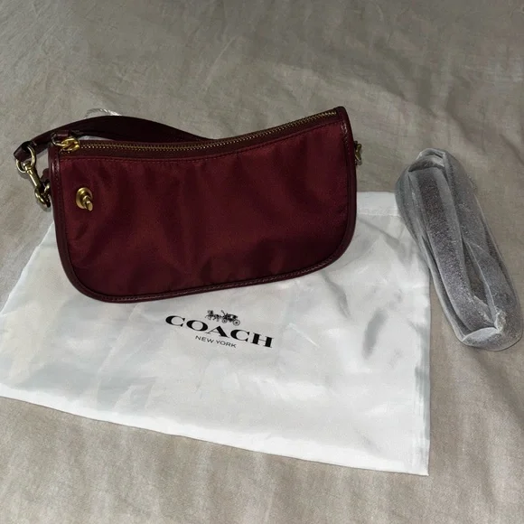 The Coach Originals Nylon Swinger Shoulder Bag - Picture 3 of 6